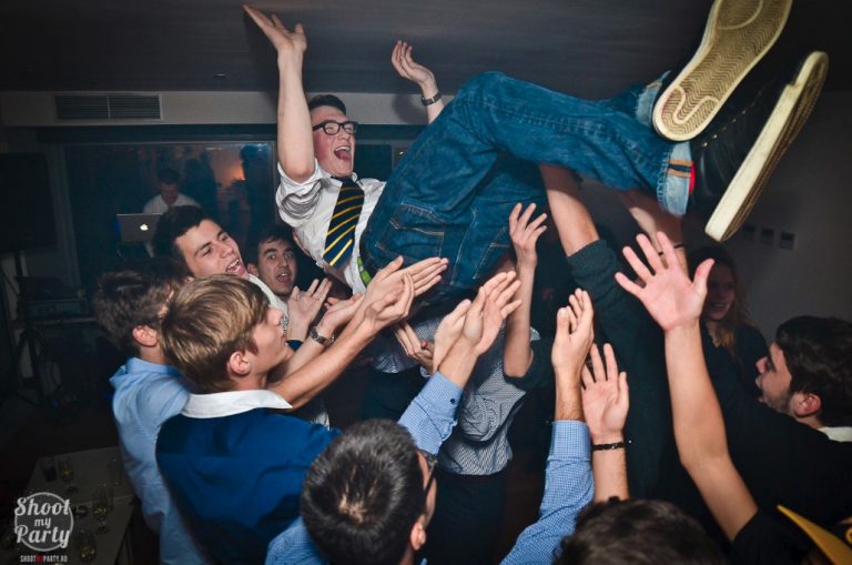 DJ pentru petrecerea de majorat - o idee excelenta